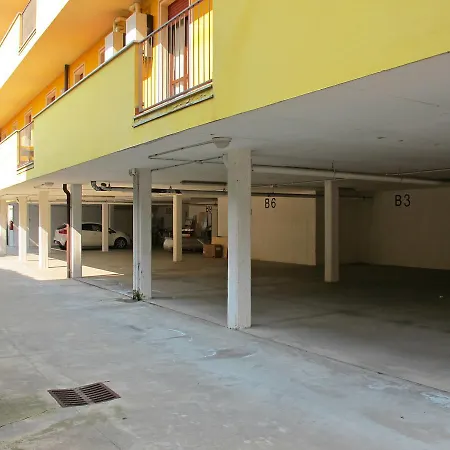 La Mimosa 230s *